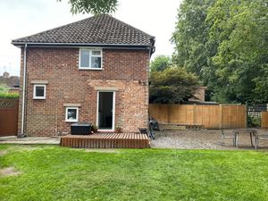 Side Elevation- click for photo gallery